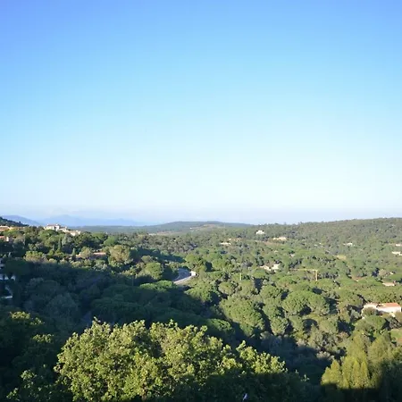 Maison De Village بيت للعطل *